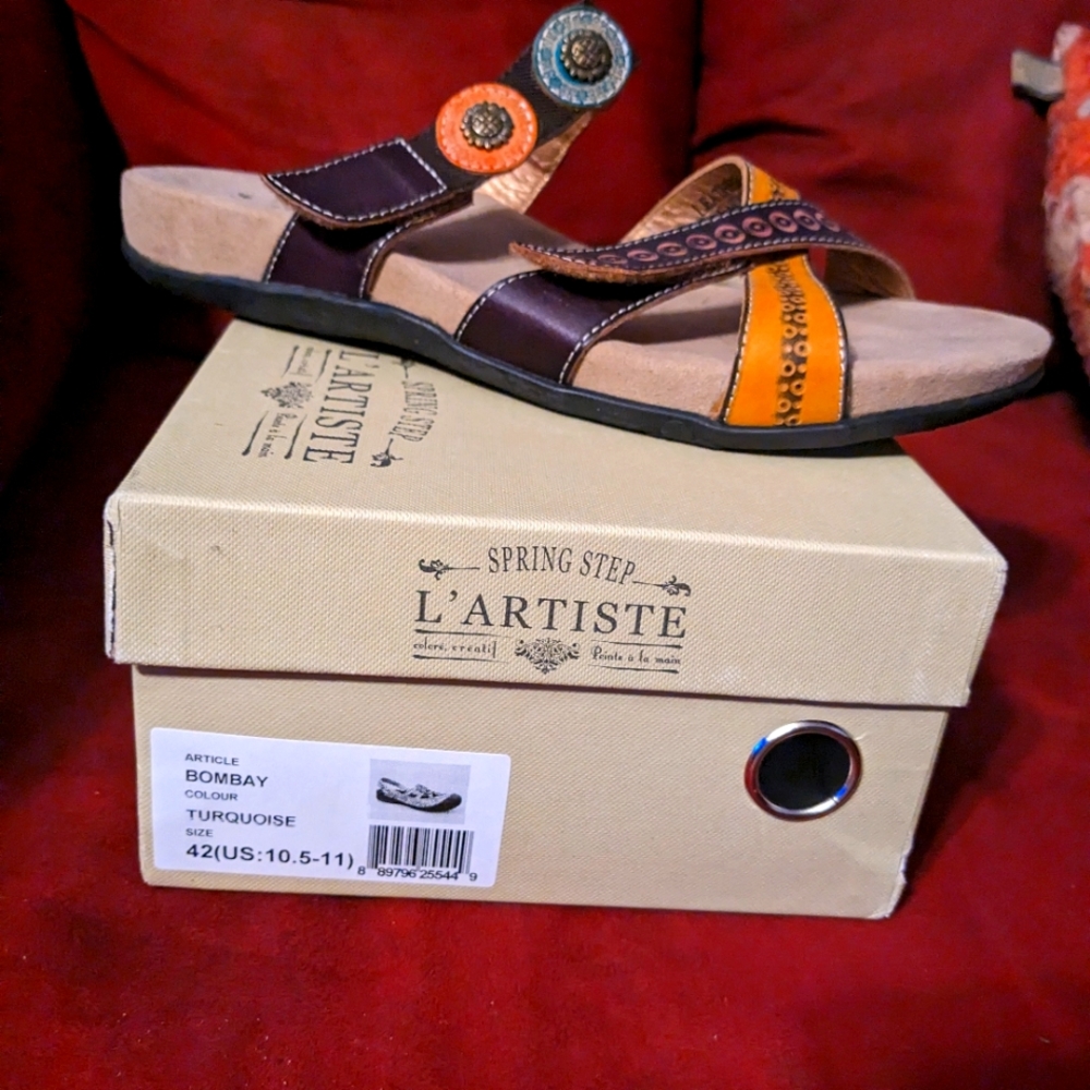 Lartiste slip on sandals